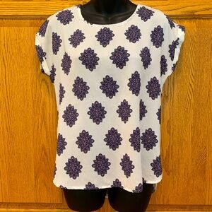 Pink Republic Blue and white Short Sleeve Blouse, size Medium